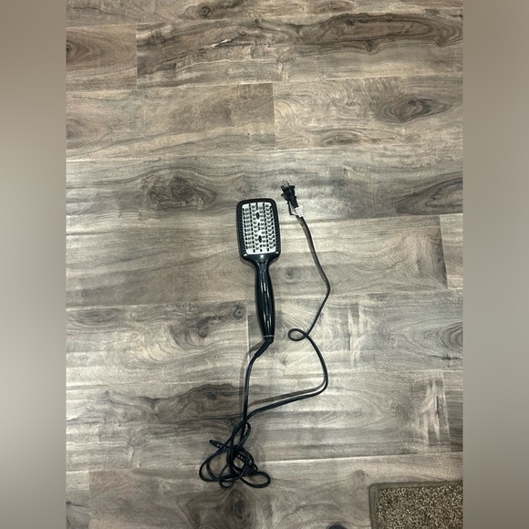 Hair Straightener/brush - Picture 3 of 8